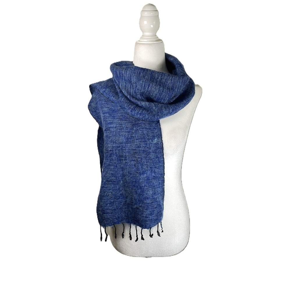 The Woollen Store Dingle Ireland Scarf Blue 100% Wool Made in Ireland Fringe